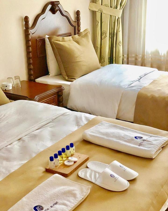 Hotel Bueyuek Levent Istanbul Bagian luar foto